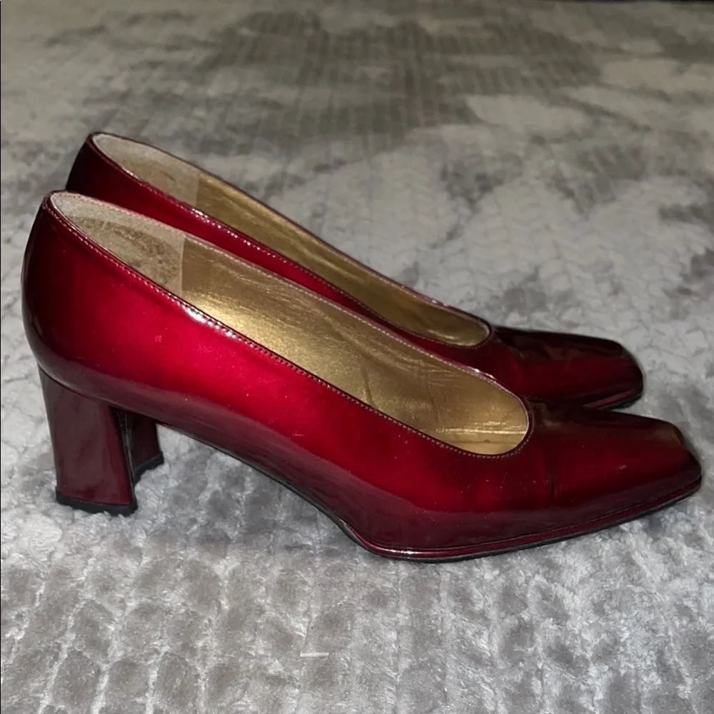 Stuart Weitzman Burgundy Printed Patent Leather Square Toe Pumps. Size 6.5.‎